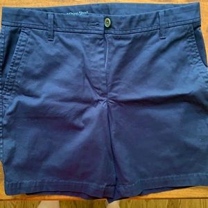 Women’s Talbots sz 6 girlfriend chino shorts